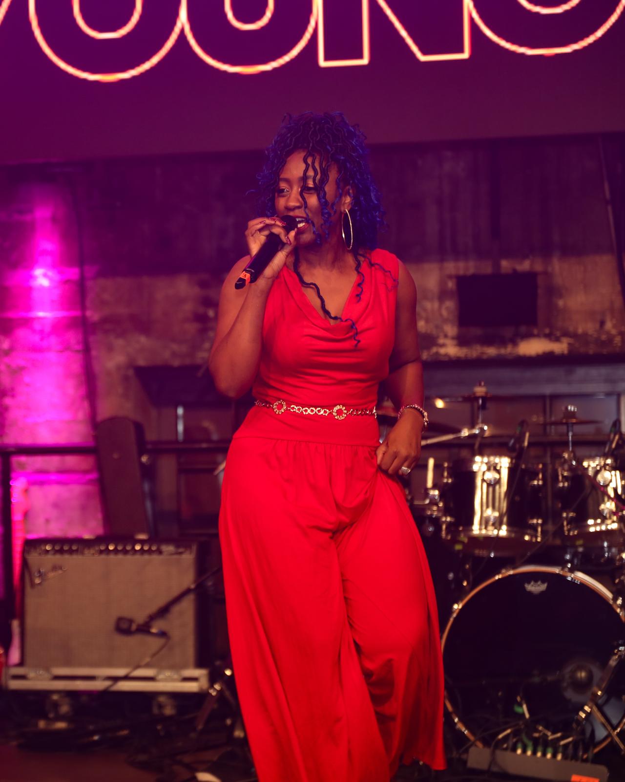 Pety Nila Performance Cologne